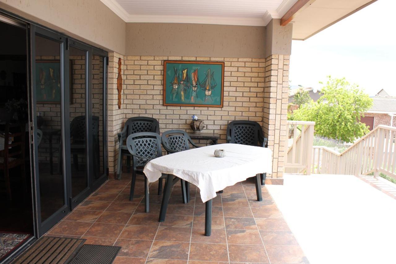 Traveller'S Rest, Reebok Panzió Mossel Bay Kültér fotó